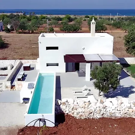 Aeneas Pool & Jacuzzi Al Mare Torre Guaceto Villa