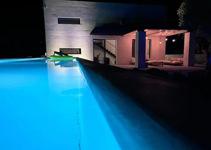 Villa Aeneas Pool & Jacuzzi Al Mare Torre Guaceto Specchiolla